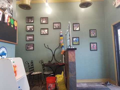 Sareini's Pizzeria Sareini's Pizzeria